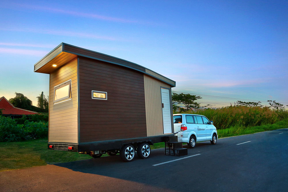 Del Nomad Caravan Park Pemuteran  Exterior photo